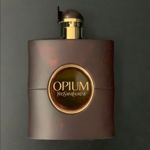 Opium YVes Saint Laurent